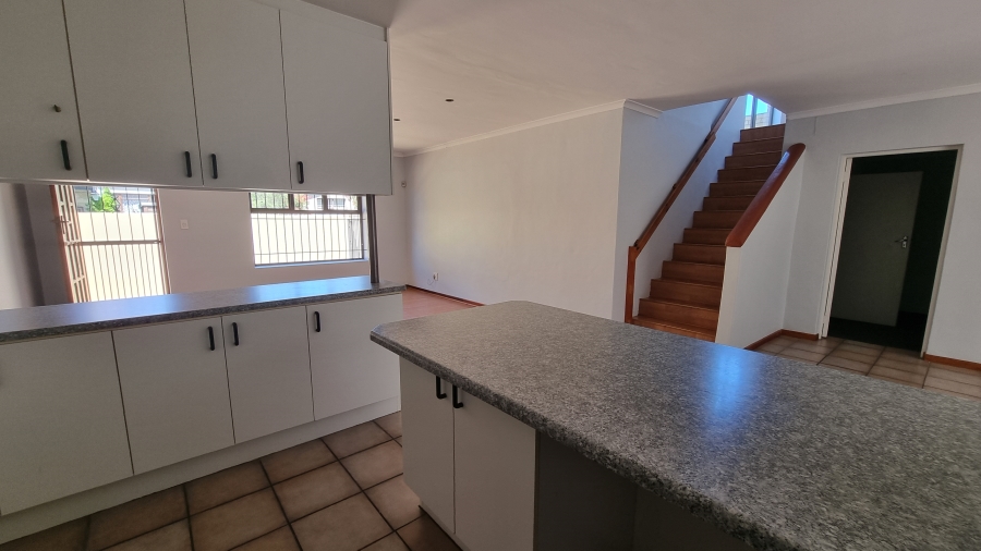 6 Bedroom Property for Sale in Lochnerhof Western Cape